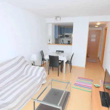 R. Marine Ii Apartment