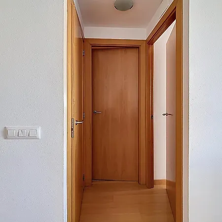 R. Marine Ii Apartament Roses
