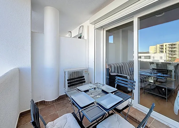 R. Marine Ii Apartment *